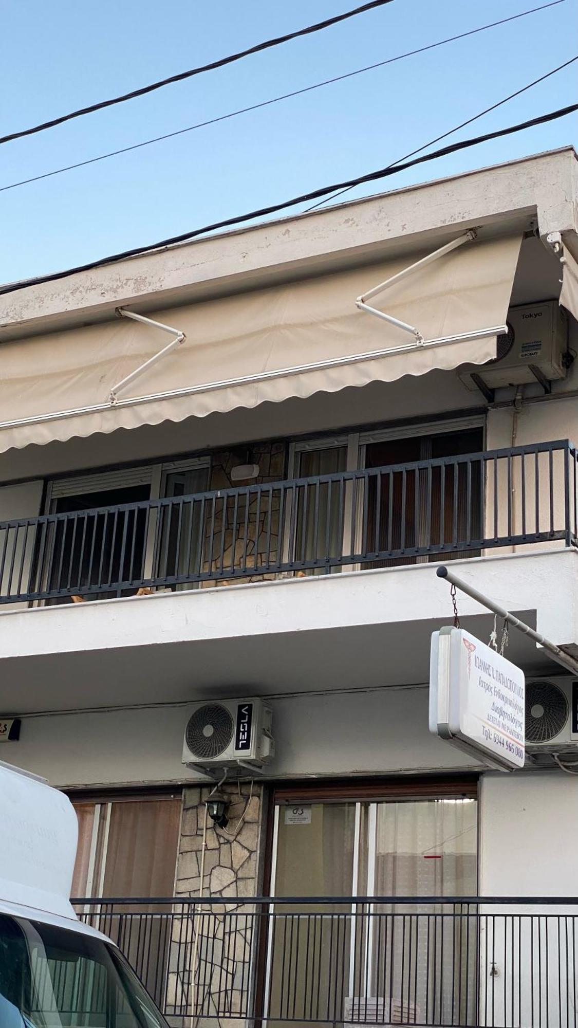 Family Apartment ネア・ムダニア エクステリア 写真