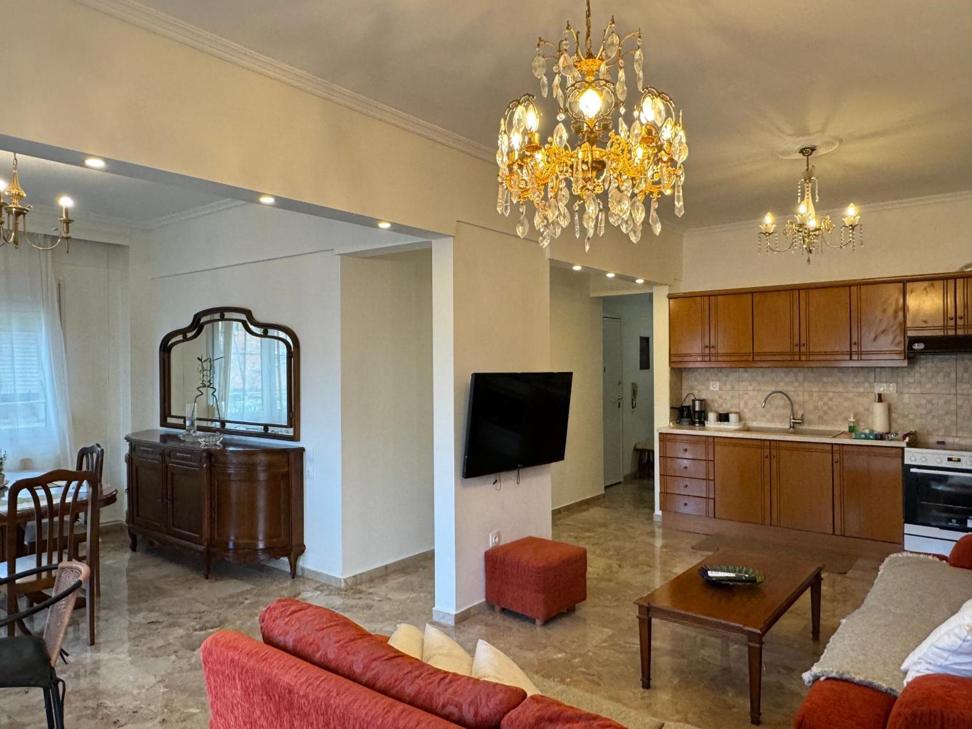 Family Apartment ネア・ムダニア エクステリア 写真